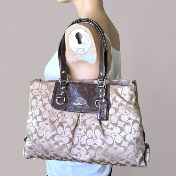 COACH F15510 Ashley Signature Sateen Carryall Khaki Gold Mahogany Leather Silver - Picture 1 of 16